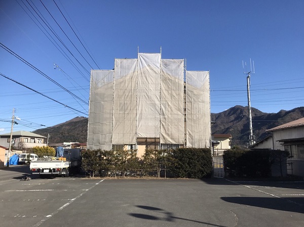 静岡県富士市　屋根塗装・外壁塗装　費用について　足場設置